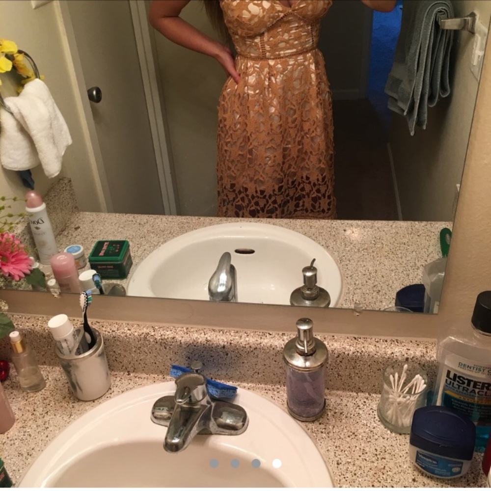 Beautifully created dress.